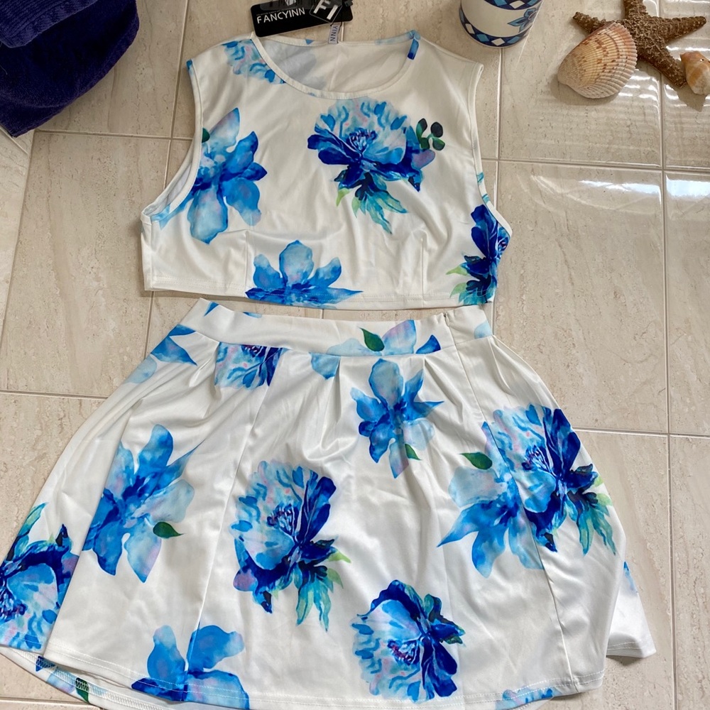 Cute Flower Skirt Set